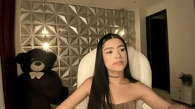 zoerouse_'s cam snapshot