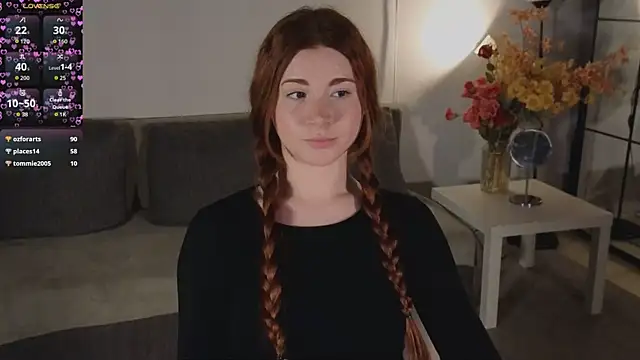 Freckle_Diyana's cam snapshot