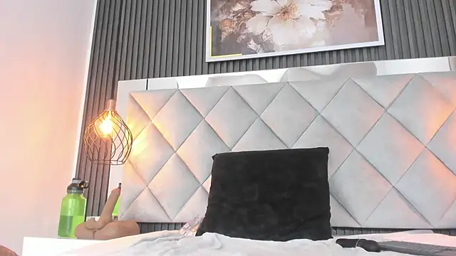 Slut_Milf_'s cam snapshot