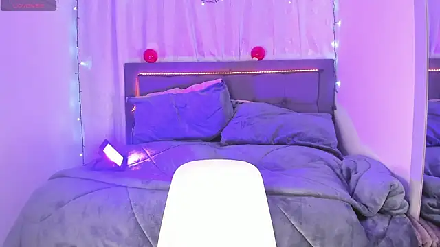 ariana_cruz's cam snapshot