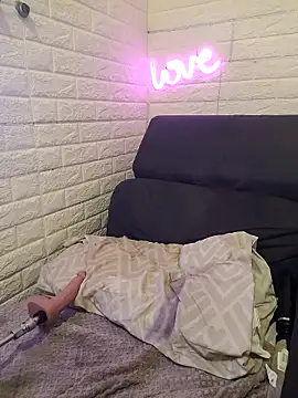 monella83 live sex cam