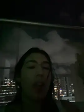 Sassy--Girl live sex cam