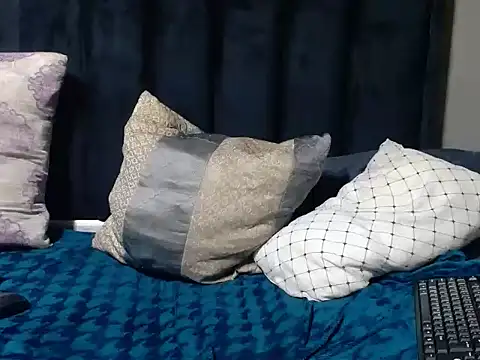 Peachesx25's cam snapshot