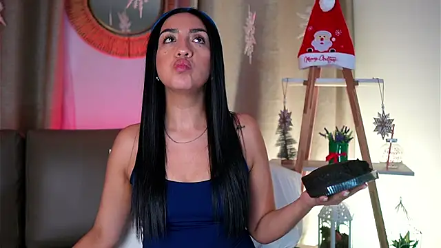 ana_riveros's cam snapshot