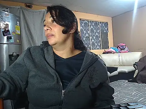 Karina_Aicarddi03's cam snapshot