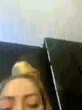 viktoria_davis_'s cam snapshot