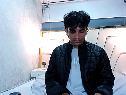 MattFiore live sex cam