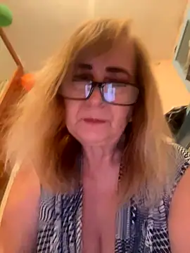 Irina2909@xh live sex cam