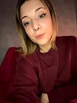 KarlaLuar_ live sex cam