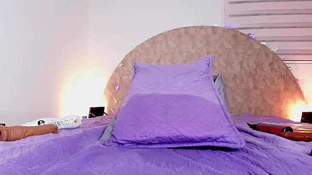 anisha_x live sex cam