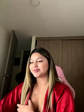 lunablossom_ live sex cam