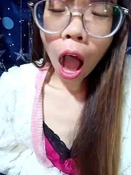 __Mai-love19__'s cam snapshot