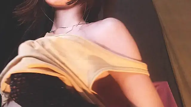 Bambi_Cash's cam snapshot