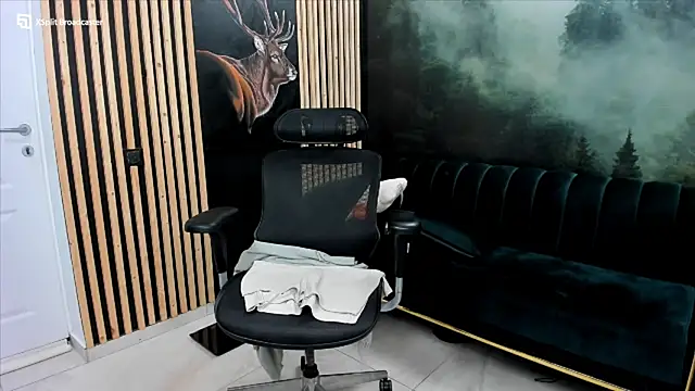 fireflowers_'s cam snapshot