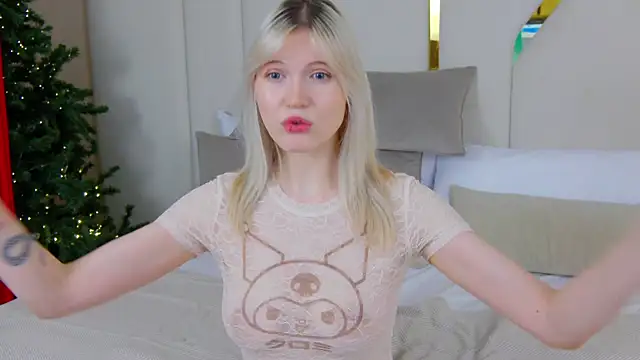 NellieLoyns's cam snapshot