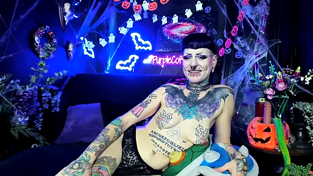 Purple_Coffin666's cam snapshot