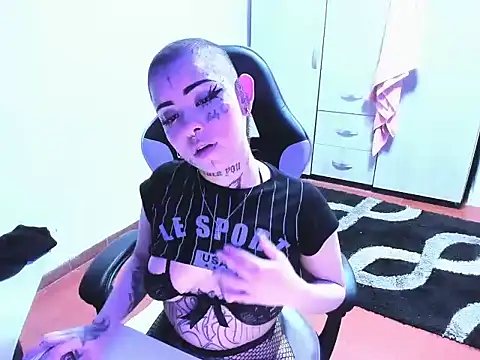 Zombitch's web cam