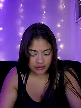 NattashaMore_0719's cam snapshot