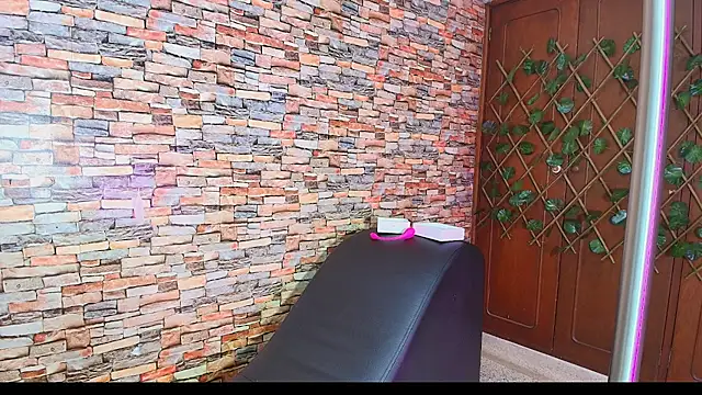 couple_lovelyds live sex cam