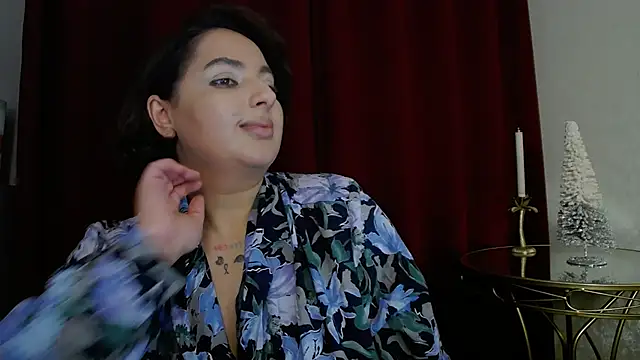 BustyAllyy's cam snapshot