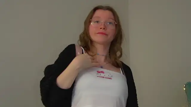 KeiraAsti's cam snapshot