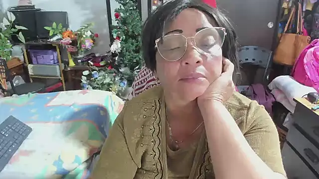 Mrs_mommy_'s cam snapshot