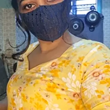 Bristy-'s cam snapshot