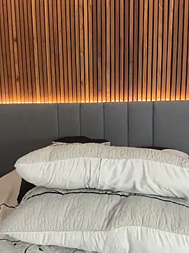 EmiilyAdams_'s cam snapshot