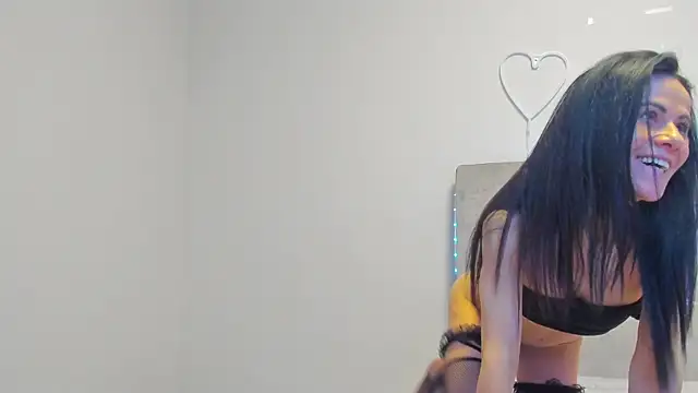 brianaflynt's cam snapshot