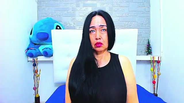 HorniestMilf's cam snapshot