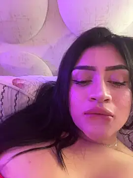 lucianaroy live sex cam