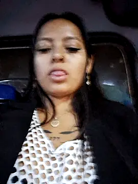 LunaHot_777 live sex cam