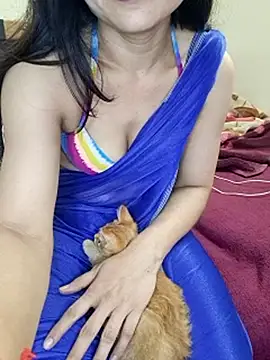 Cute-Zarina's cam snapshot