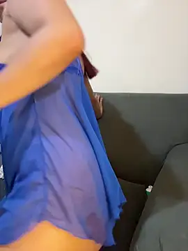 indialatin's cam snapshot