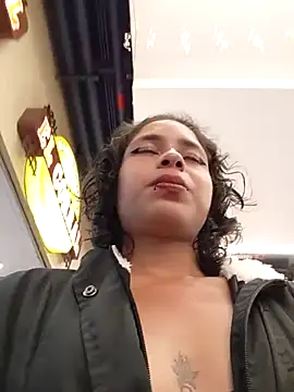 H_hiana's cam snapshot