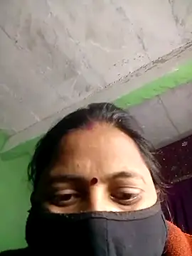 QRESABABY's cam snapshot