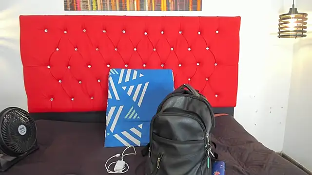 carolinacrus01's cam snapshot