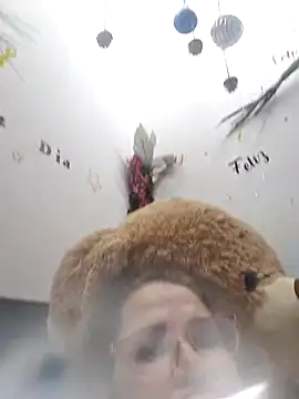 karlythoth@xh's cam snapshot