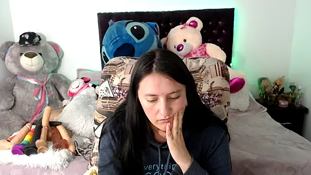 Lorenahot_06's cam snapshot