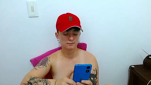 tomboyblue's cam snapshot