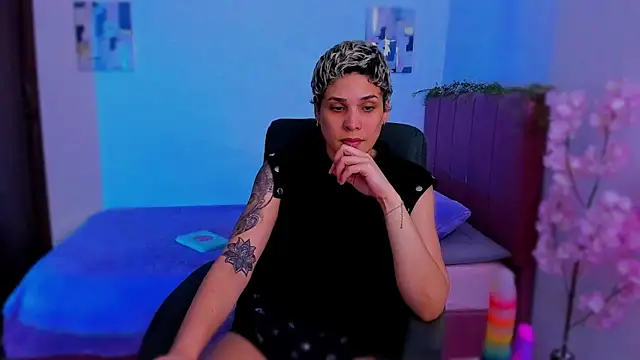 Charlee_pink's cam snapshot