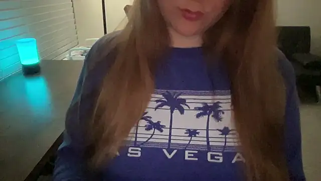 MollyJenson's cam snapshot