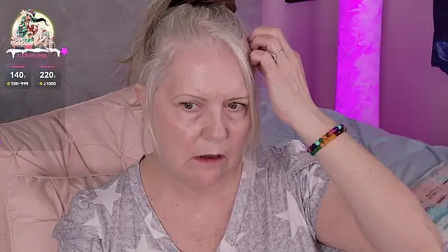 Kaitlyn_Winters's cam snapshot