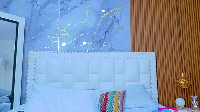 Beautifulskinny18's cam snapshot