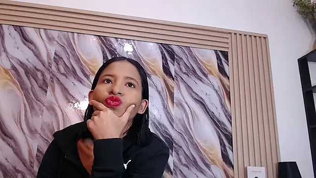 Samantha_Fox69_'s cam snapshot