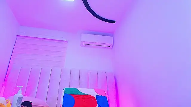 timkerbell_'s cam snapshot