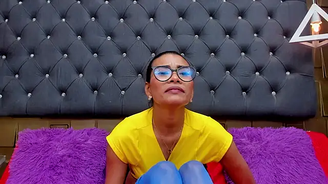 AtheneaBrownn's cam snapshot