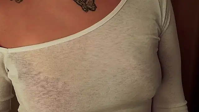 LoveSeekins live sex cam