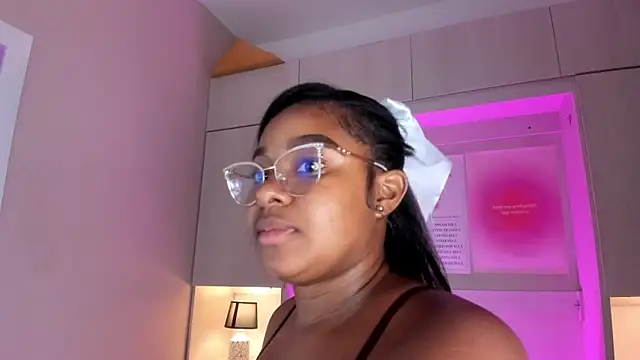 tamaraa_smiith's cam snapshot