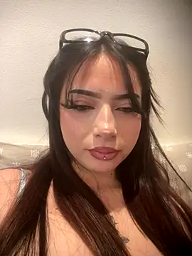 Stacie_is_backk live sex cam